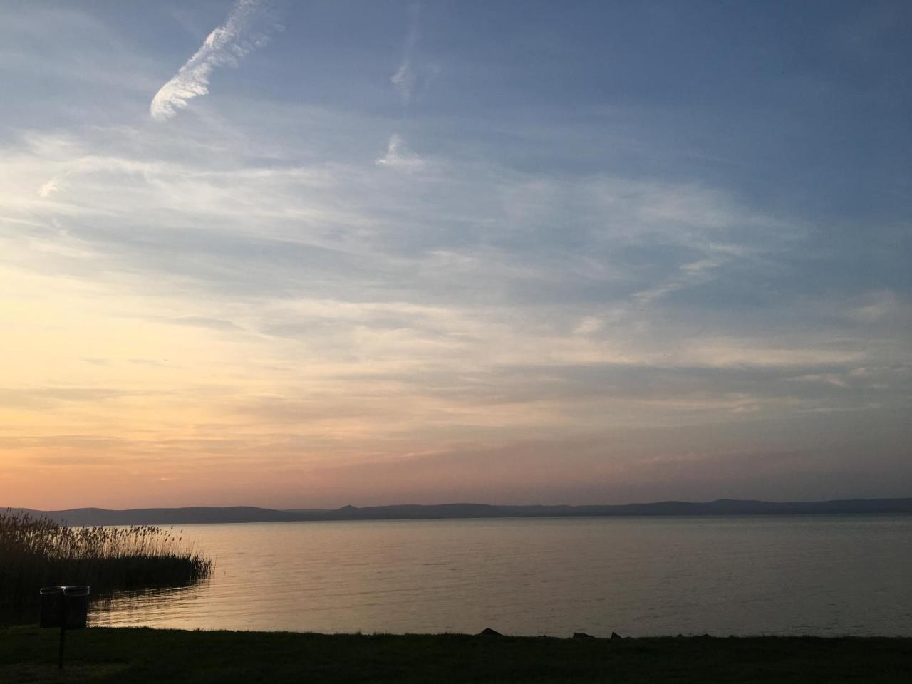 Beach Resident Balatonszárszó Exterior foto