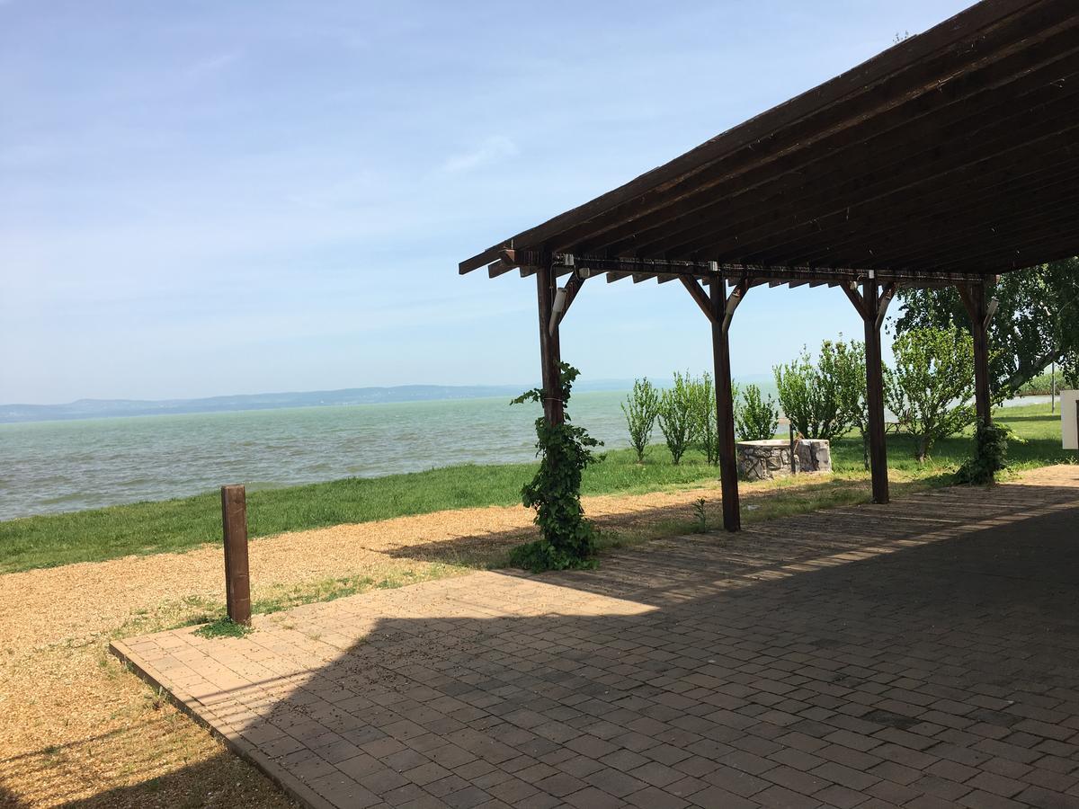 Beach Resident Balatonszárszó Exterior foto
